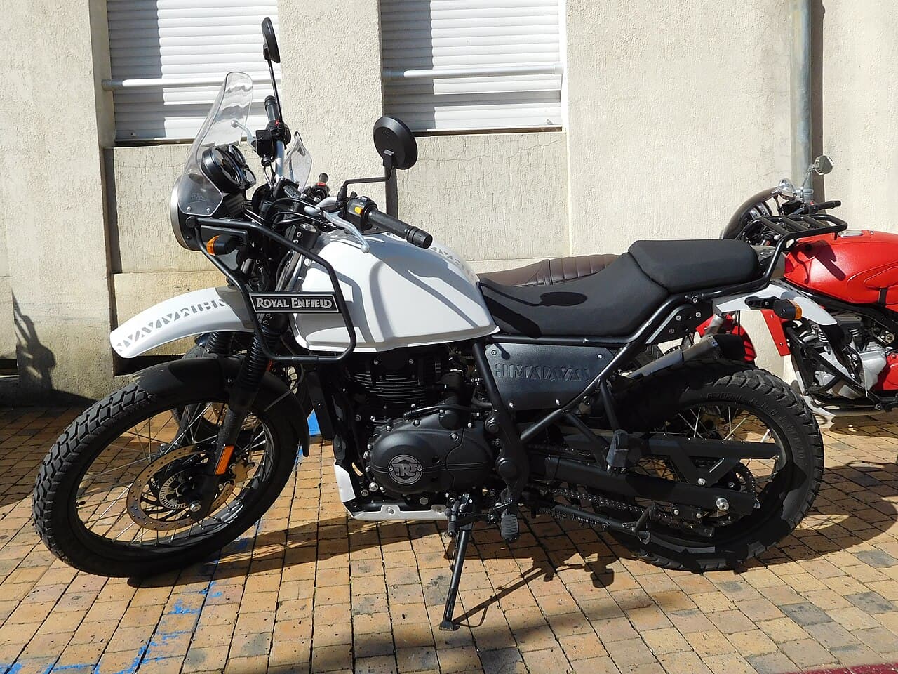 Himalayan for car and bike combo rental