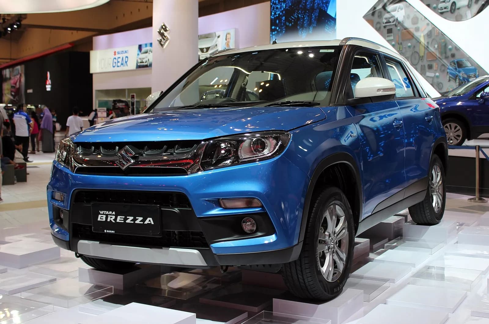 Maruti Suzuki Vitara Brezza, front three quarter view